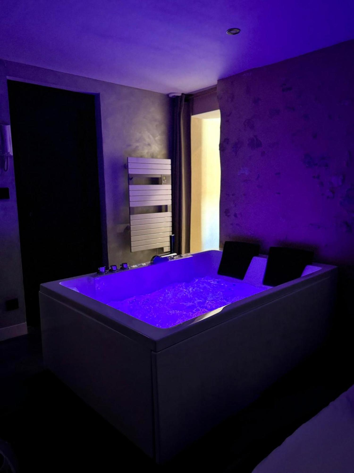 Love Queen Spa Detente Блуа Екстер'єр фото
