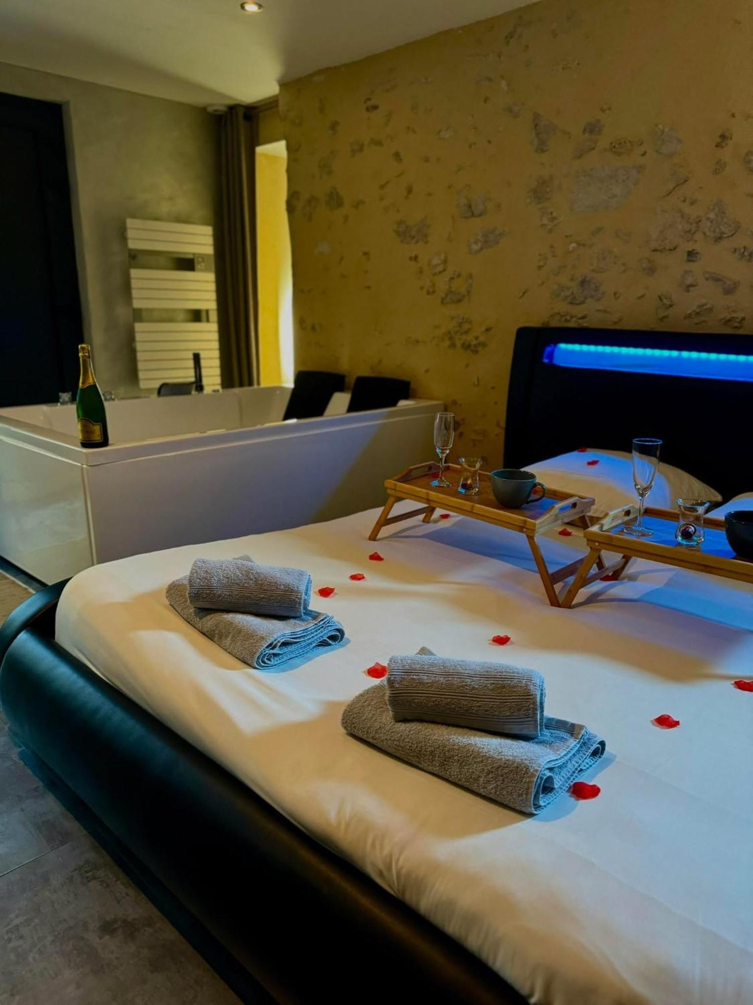 Love Queen Spa Detente Блуа Екстер'єр фото